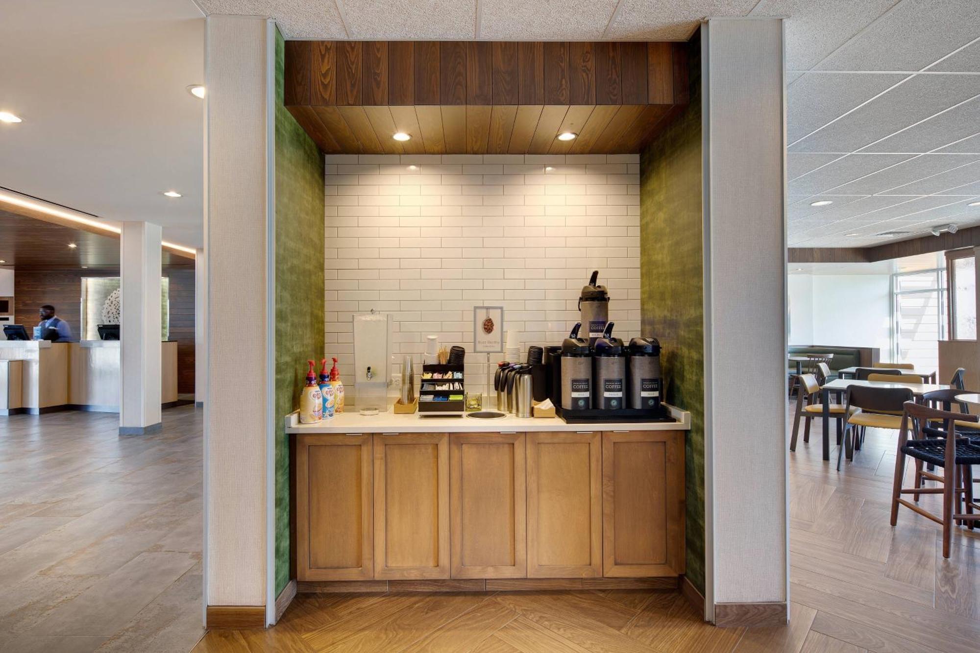 Fairfield Inn & Suites By Marriott Tampa Уэсли-Чепел Экстерьер фото