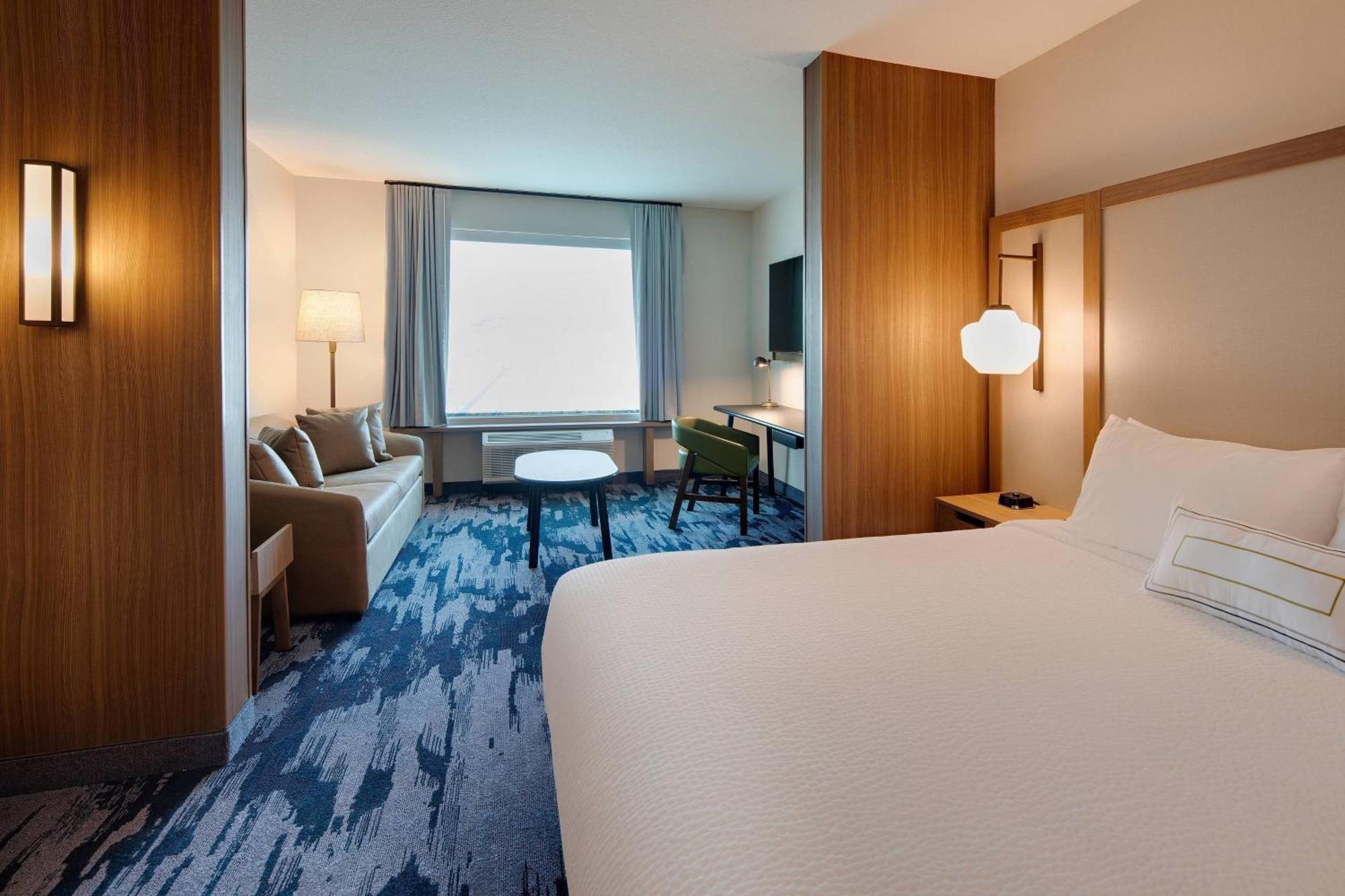 Fairfield Inn & Suites By Marriott Tampa Уэсли-Чепел Экстерьер фото
