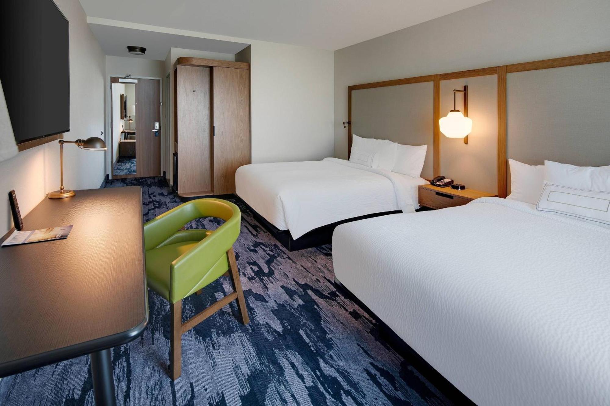 Fairfield Inn & Suites By Marriott Tampa Уэсли-Чепел Экстерьер фото