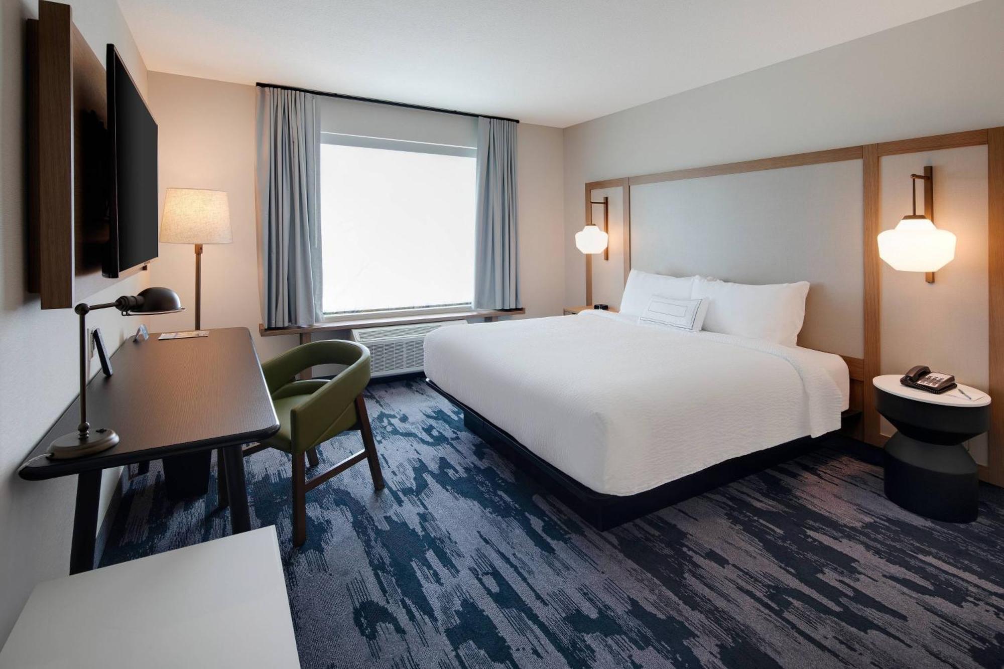 Fairfield Inn & Suites By Marriott Tampa Уэсли-Чепел Экстерьер фото
